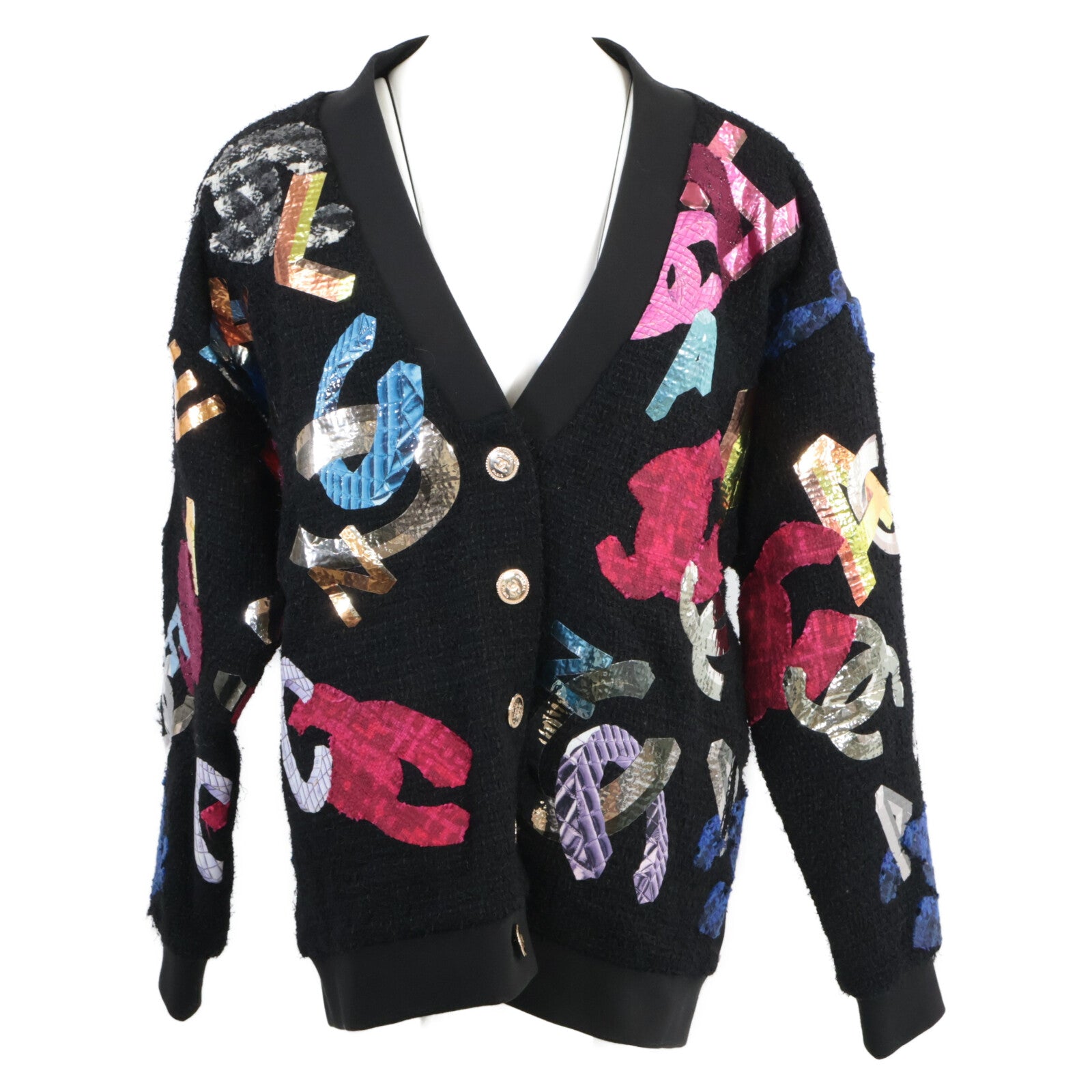 CHANEL Beautiful P72995K10507 22AW Coco Mark Multi-Patch Tweed Switching Sweat Cardigan Top