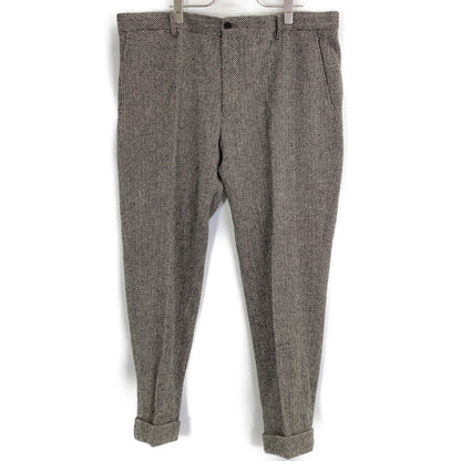 Excellent condition, herringbone pattern pants, bottoms, no size listed, men's