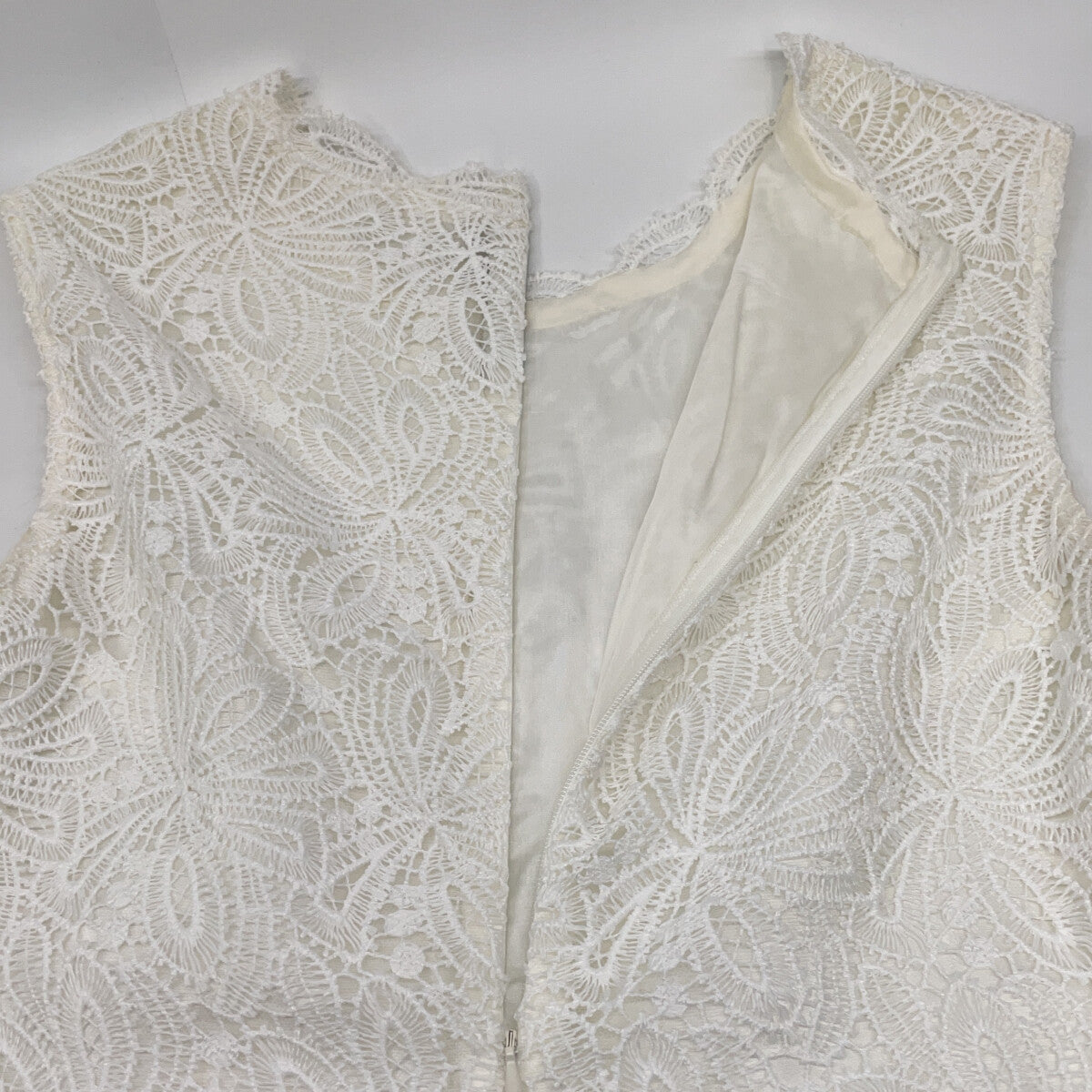 ERMANNO SCERVINO 艾尔玛诺·谢尔维诺 D322Q419YEE 白色 蕾丝连衣裙 连衣裙