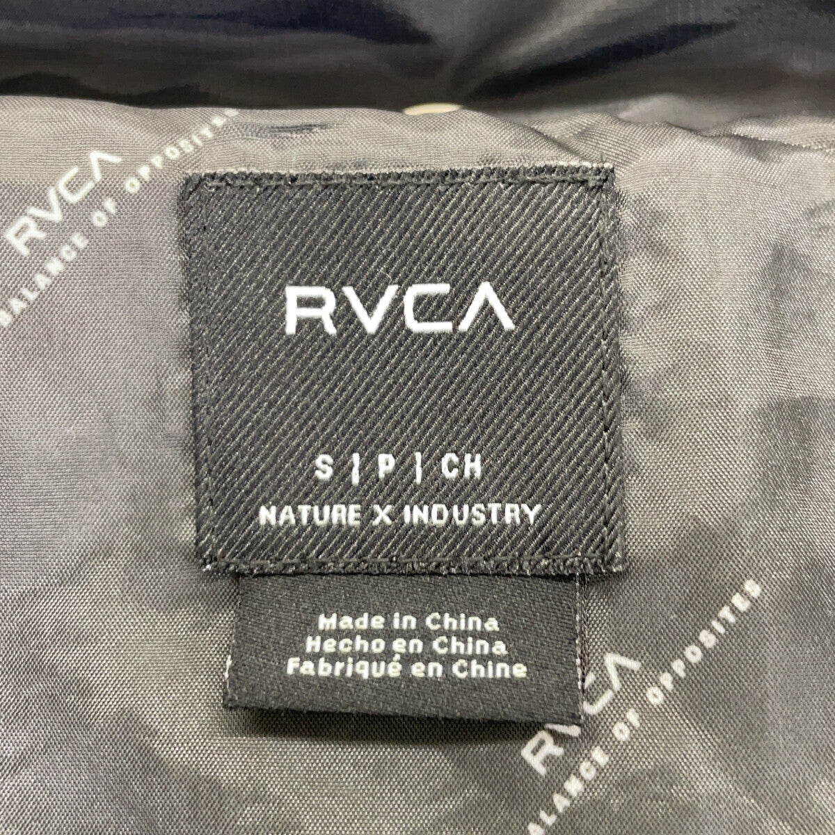 RVCA BB042767 黑色 羽绒夹克 夹克 S