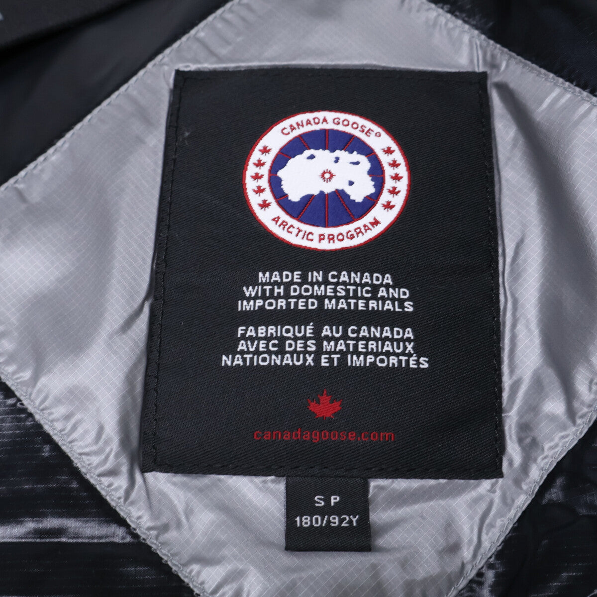 【Excellent Condition/Domestic Authorized (Canada Goose Japan Co., Ltd.)】2252MB Crofton Puffer Black Label Down Jacket S/P Men's