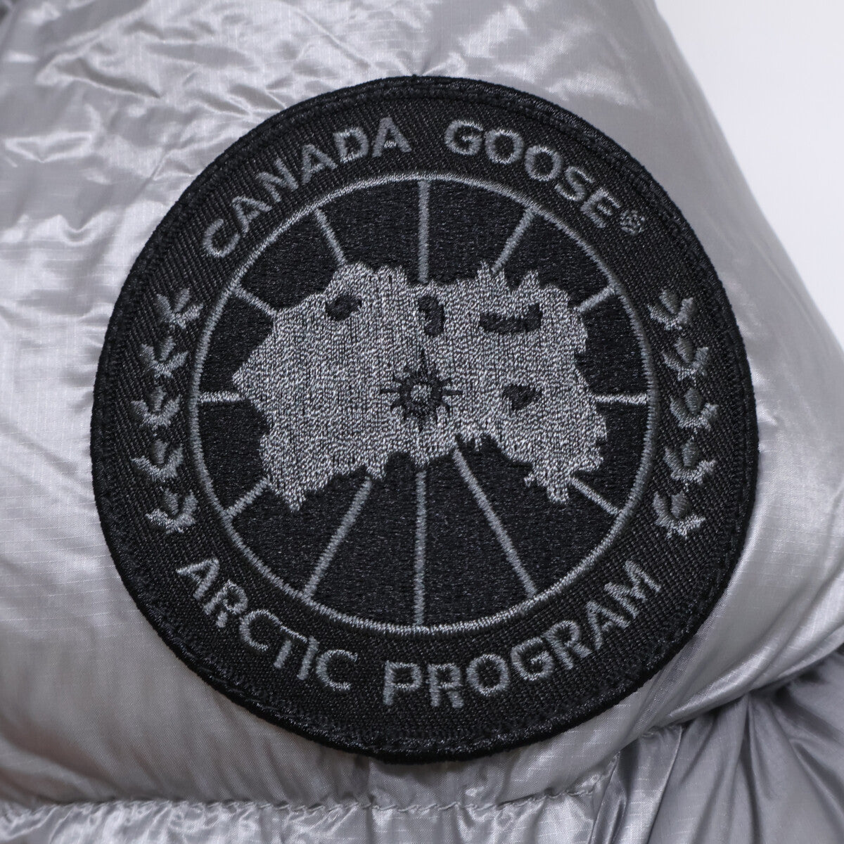 【Excellent Condition/Domestic Authorized (Canada Goose Japan Co., Ltd.)】2252MB Crofton Puffer Black Label Down Jacket S/P Men's