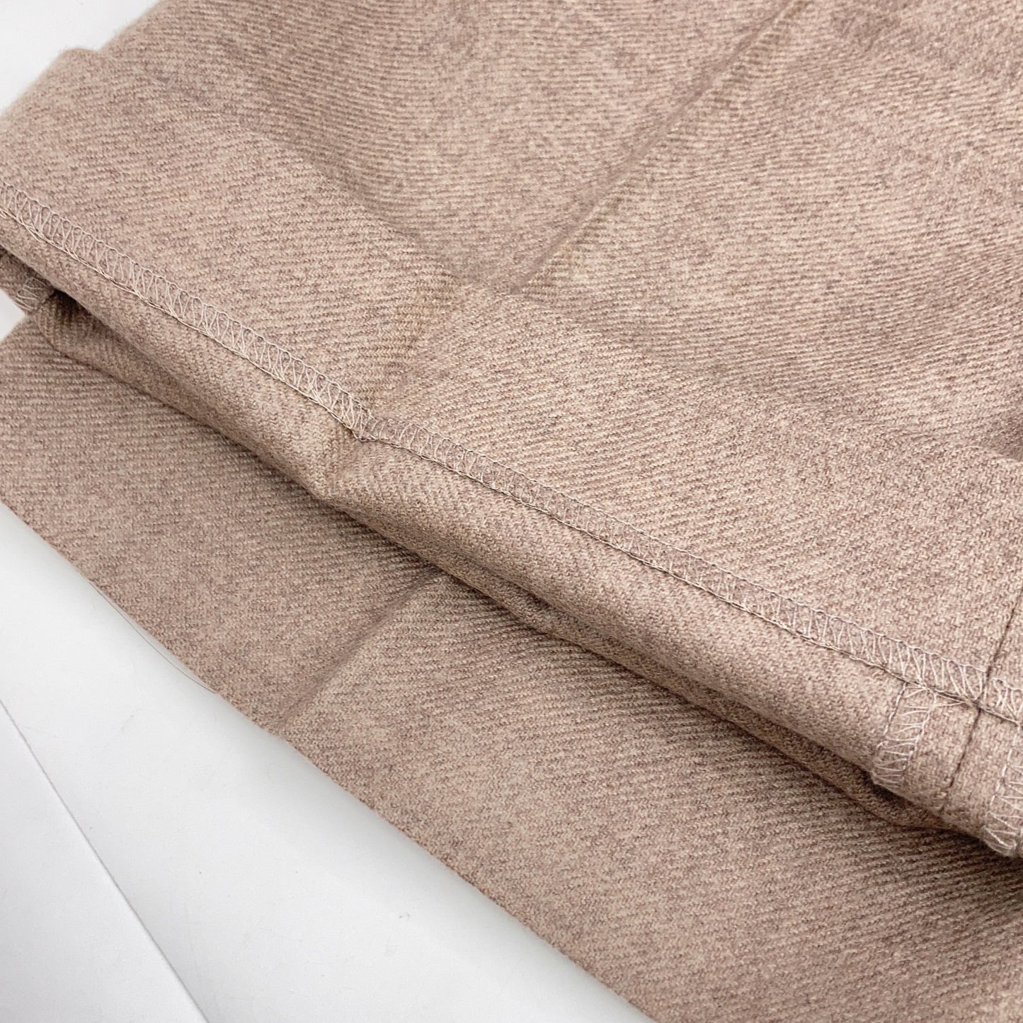 BEIGE ベイジ ベージュ ウール100 2プリーツ スラックスパンツ ボトムス