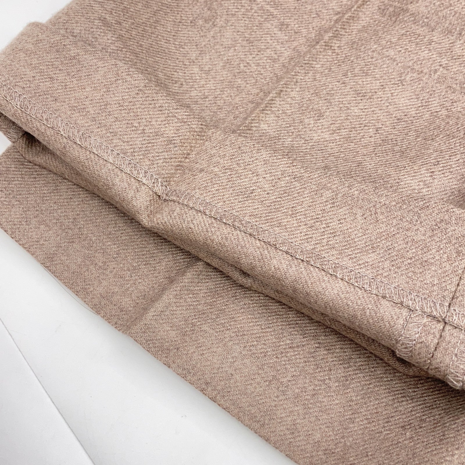 BEIGE ベイジ ベージュ ウール100 2プリーツ スラックスパンツ ボトムス