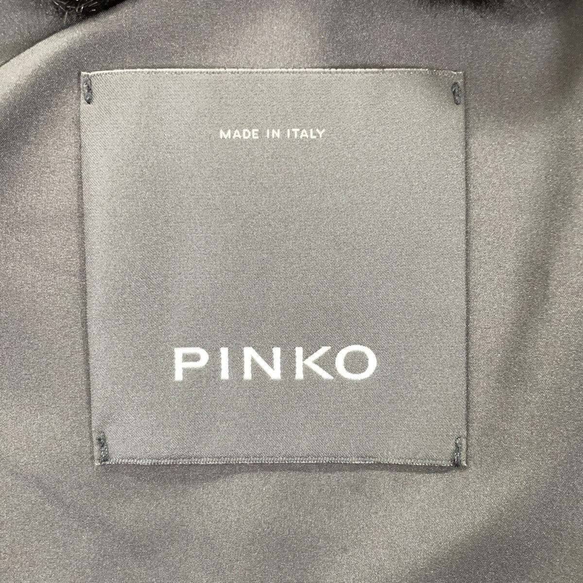 PINKO ピンコ ブラック ビジュー ショート丈 フェイクファー コート ジャケット