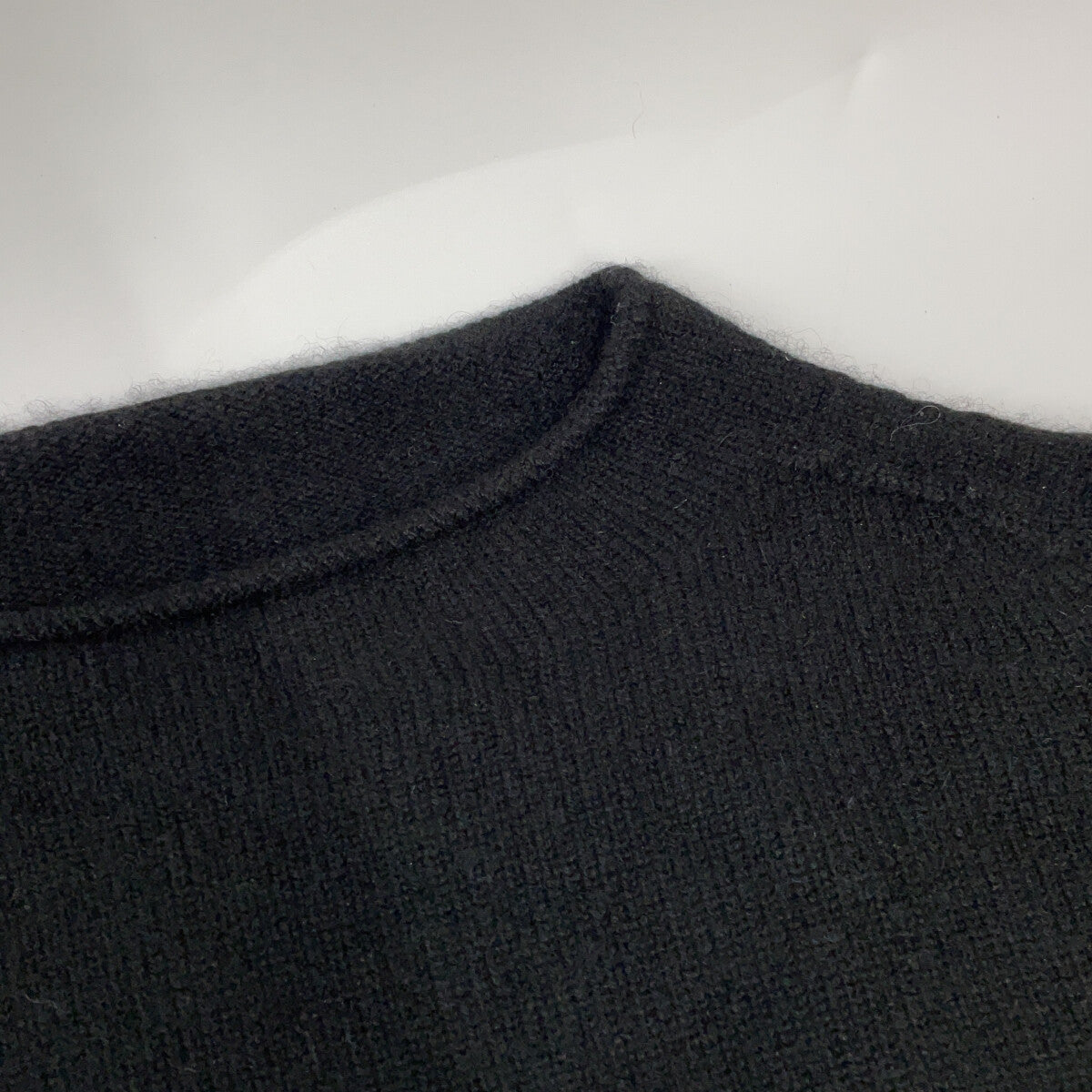 TOYOBOSHI トウヨウボウシ 糸衣 ブラック UTSUGI 14ITBV0004 ベビーカシミヤ モックネック ニット セーター トップス