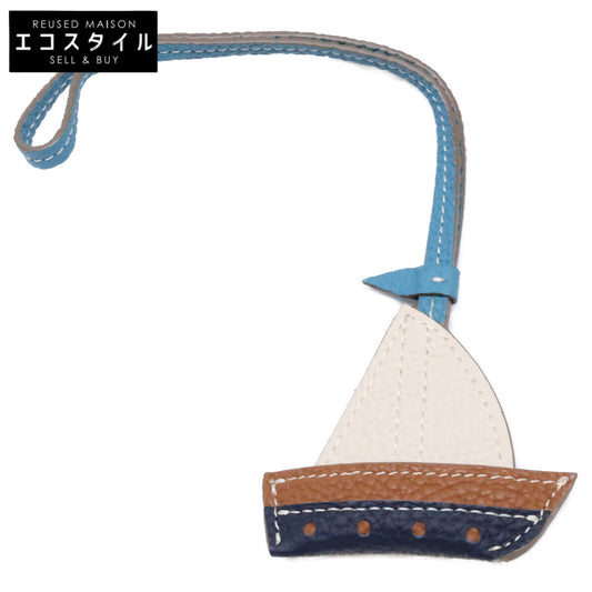 [Like New] BCAT2-IV Boat Shrink Leather Summer Charm Women's