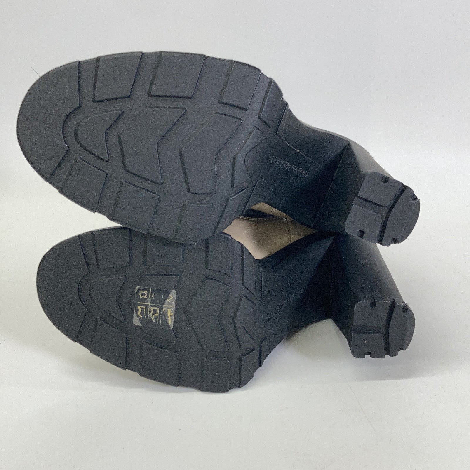 Alexander McQueen 亚历山大·麦昆 【新品同款】21年款 678530 漆皮高跟切尔西靴 鞋子