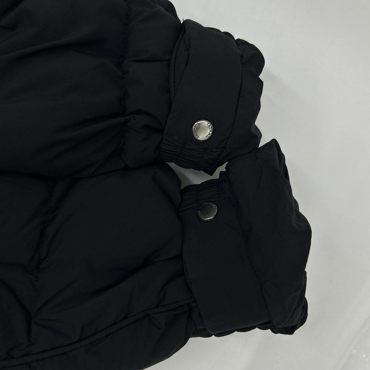 TATRAS Tatras Navy MTAT21A4568-D BORBORE Down Jacket Jacket