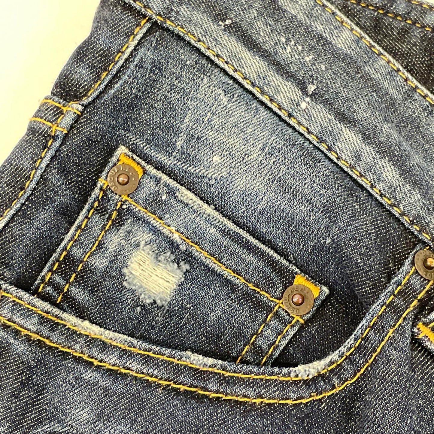 DSQUARED2 ディースクエアード S74LA0909 S303330 SKATER JEAN ボタンフライ デニムパンツ ボトムス