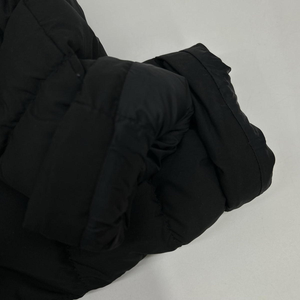 PYRENEX 派力克斯 W21PJ1 黑色 SPOUTNIC SOFT 带帽羽绒服 夹克 36