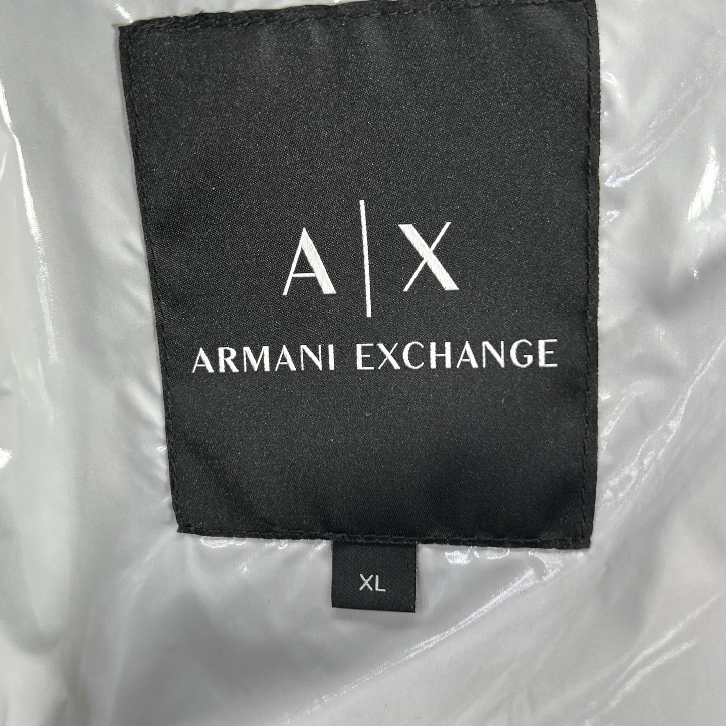 ARMANI EXCHANGE アルマーニエクスチェンジ ホワイト 6RZBL3 ZN2RZ Nero Regular Fit ダウンジャケット ジャケット