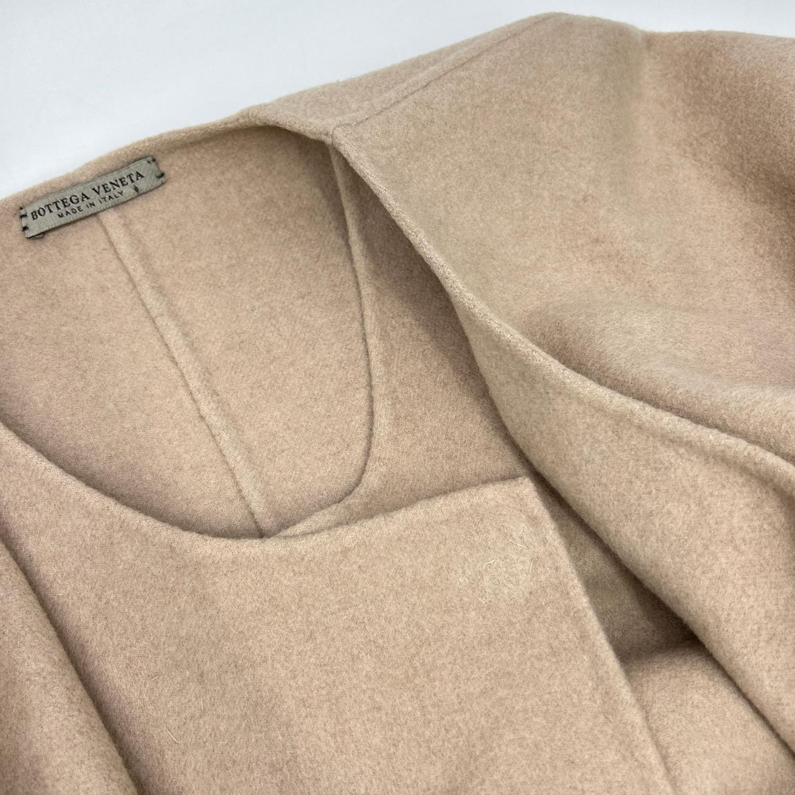 BOTTEGA VENETA ボッテガヴェネタ ライトベージュ 424989 VD0D0 カシミヤ デザインコート コート