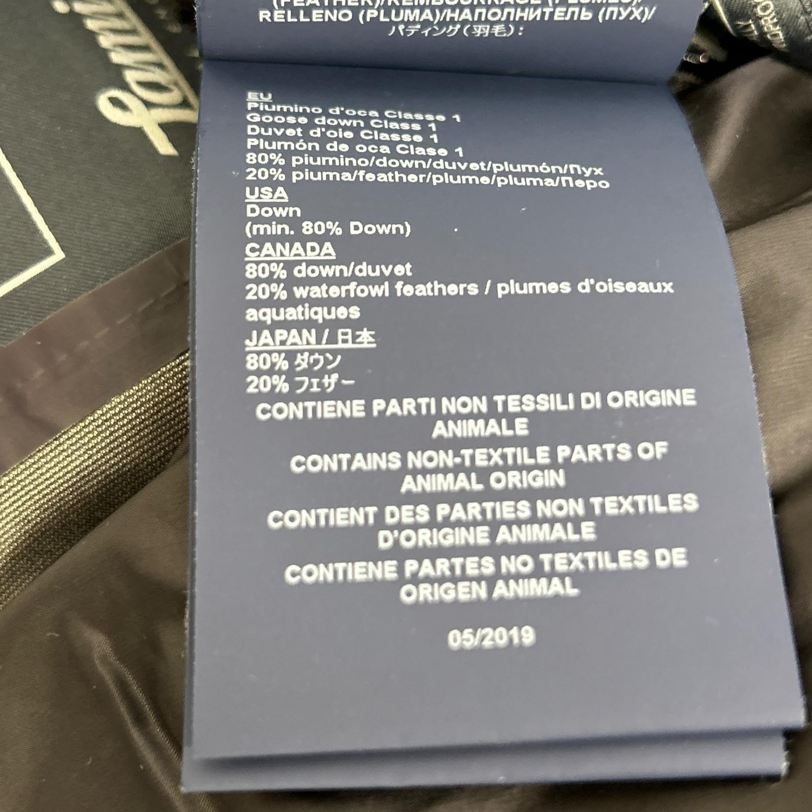 HERNO 赫尔诺 PI123UL 海军蓝 LAMINAR 双层GORE-TEX WINDSTOPPER 连帽夹克 46
