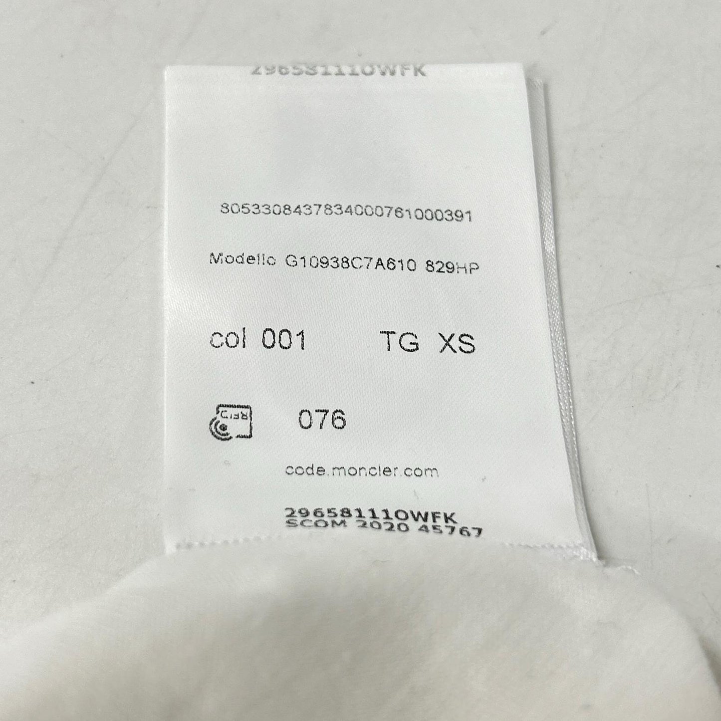 MONCLER モンクレール 美品 SAME BUT SS T-SHIRT Tシャツ トップス