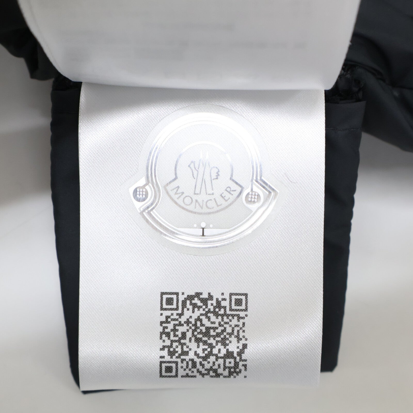 MONCLER モンクレール 新品同様 25年製 VERMEILLE ヴェルメイユ 軽量ショートダウンジャケット ジャケット