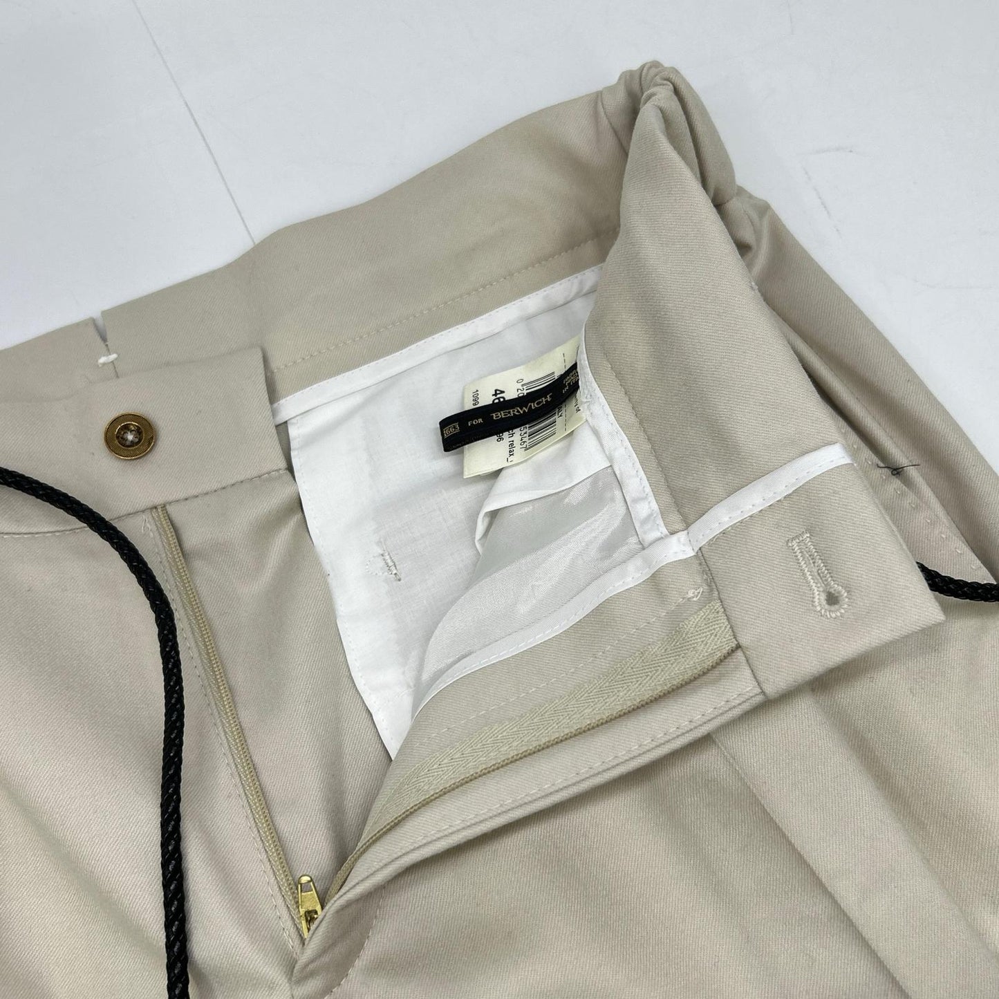 BERWICH ベルウィッチ vb8996 scotch アイボリー ウール ツープリーツパンツ ボトムス