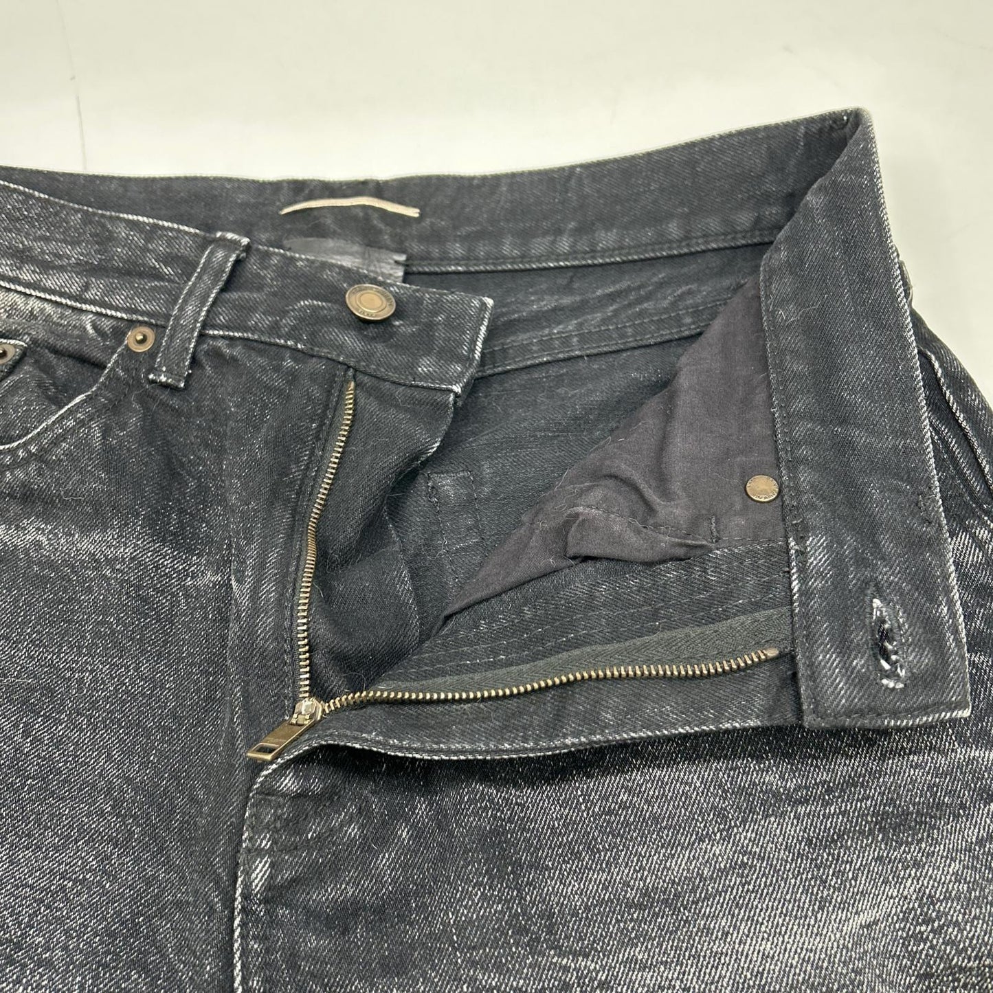 SAINT LAURENT PARIS 圣罗兰 18年 532021 黑色水洗半牛仔裤 下装