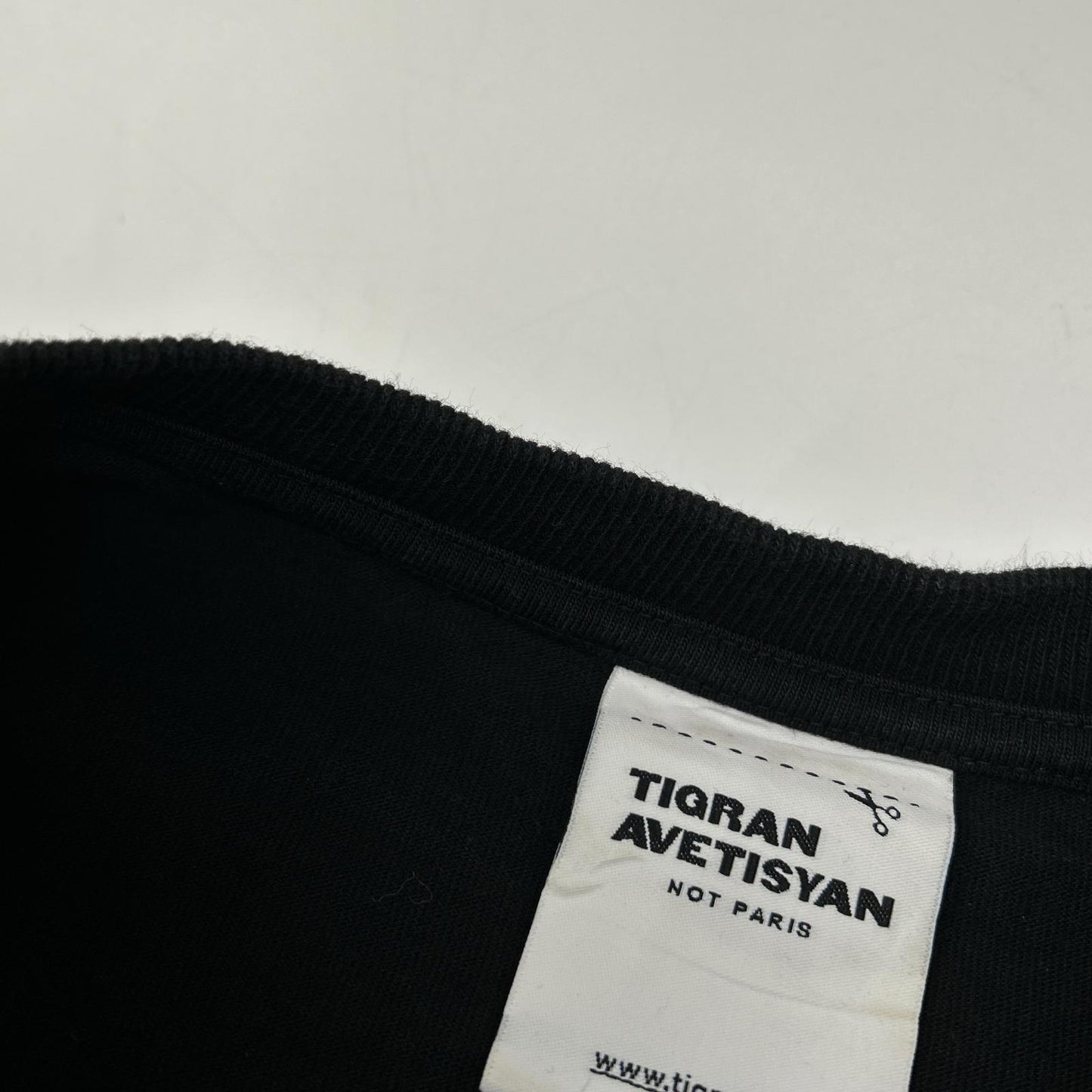 TIGRAN AVETISYAN ×Ellmlnator 20th ANNIVERSARY T-Shirt Tops