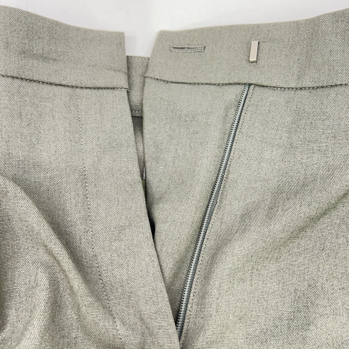 ICB アイシービー モスグレー 接触冷感・UVケア・撥水・洗える LooseWeave テーパードパンツ ボトムス