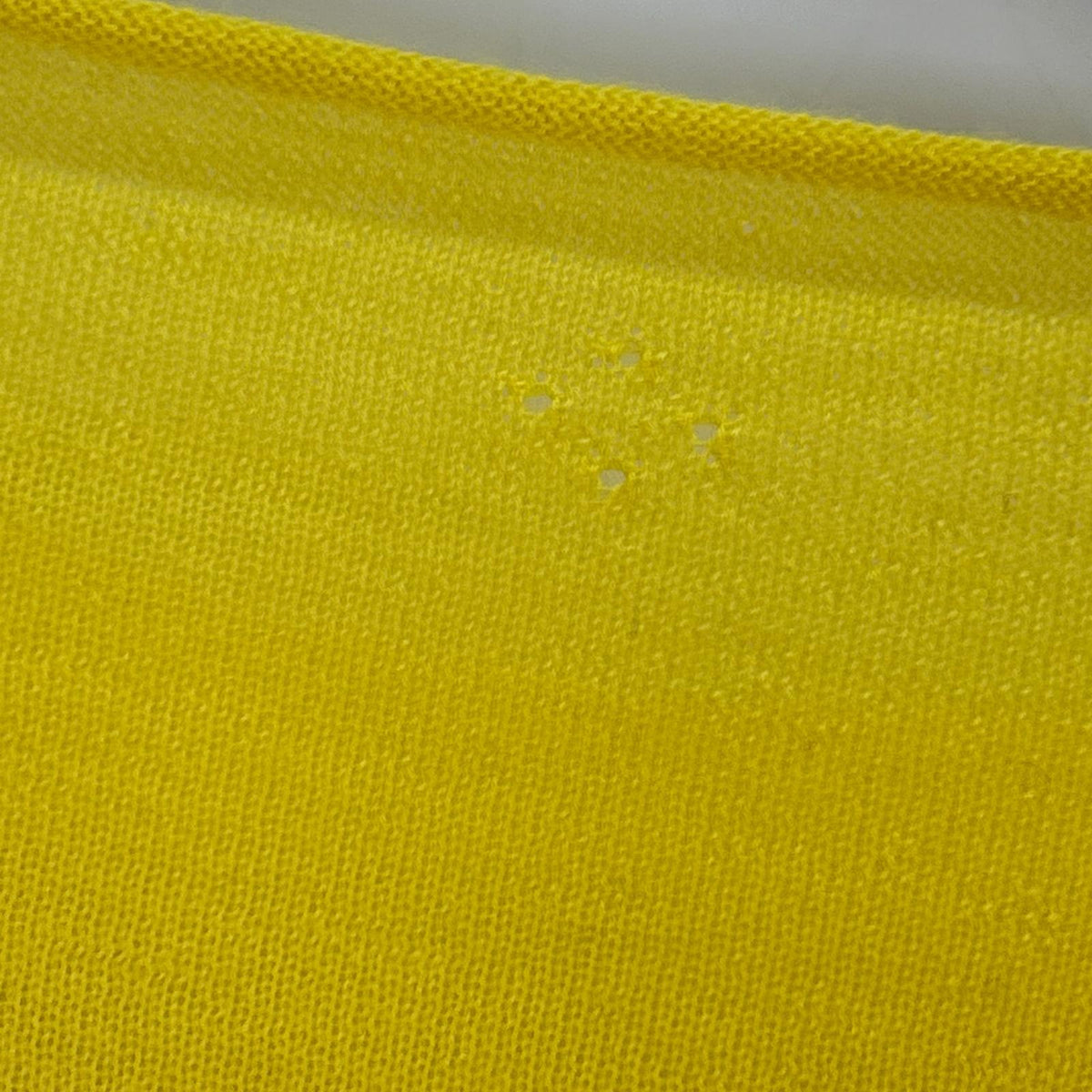 TOYOBOSHI Itokoromo IZU-M 05IT4501M Lemon Yellow 100% Cashmere Knit Top