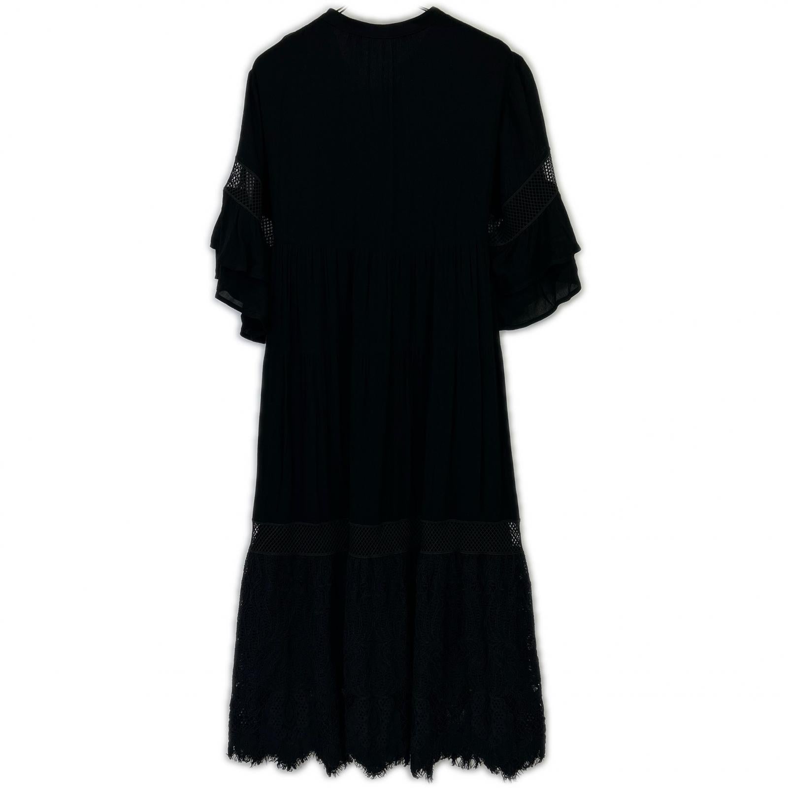 Grace Class 02232 31018-00 Black 23SS Scalloped Lace Maxi Dress