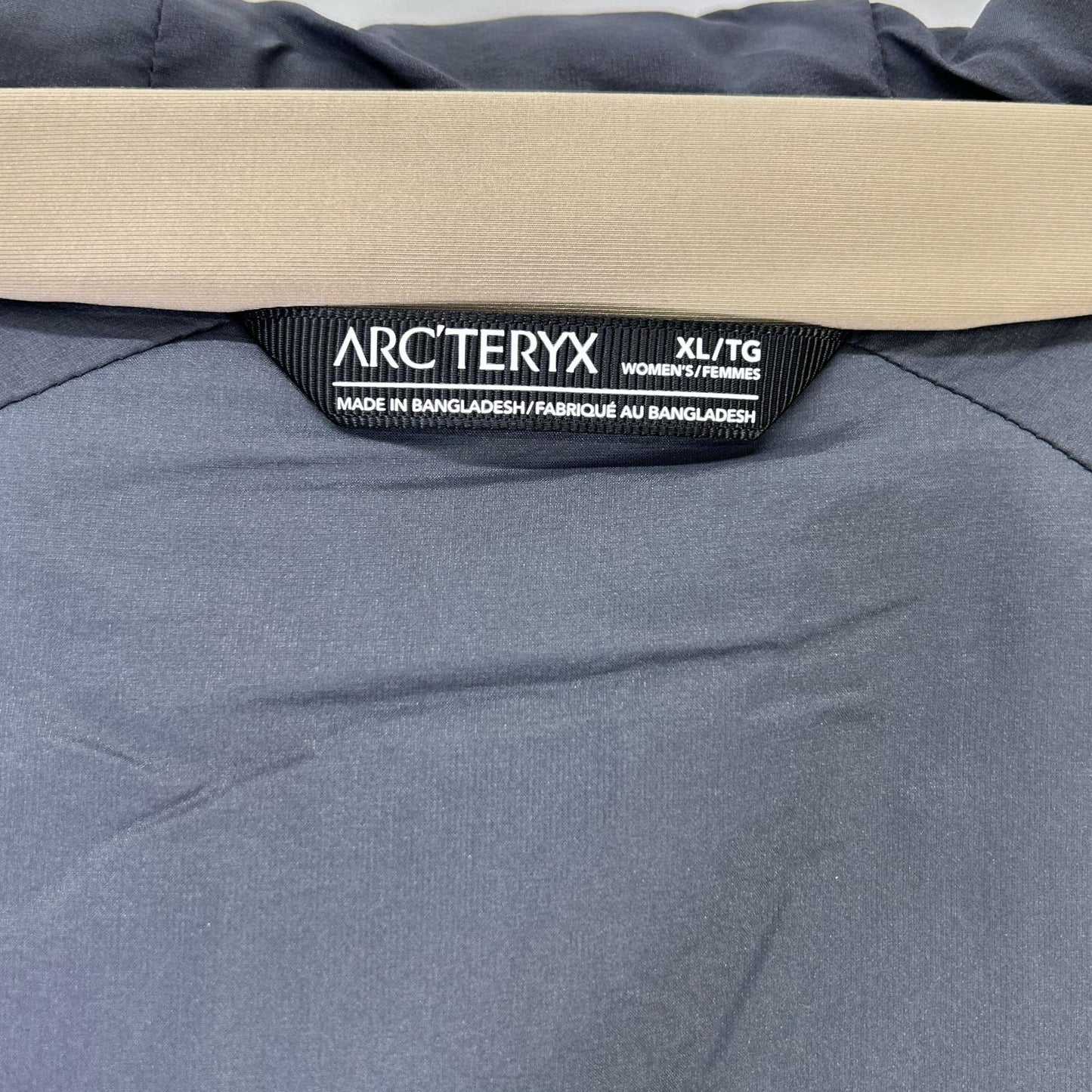ARC'TERYX アークテリクス X000006947 23年 Atom Heavyweight Hoody W ジャケット