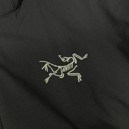 ARC'TERYX アークテリクス X000009556 25年 ブラック Atom Hoody M 中綿フーディー トップス