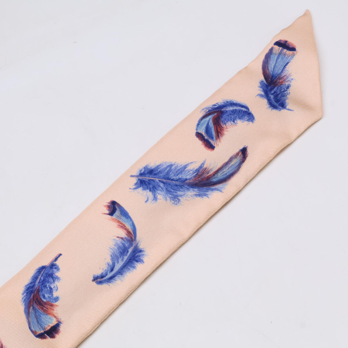 HERMES エルメス 【美品】フェザー シルク ツイリー スカーフ