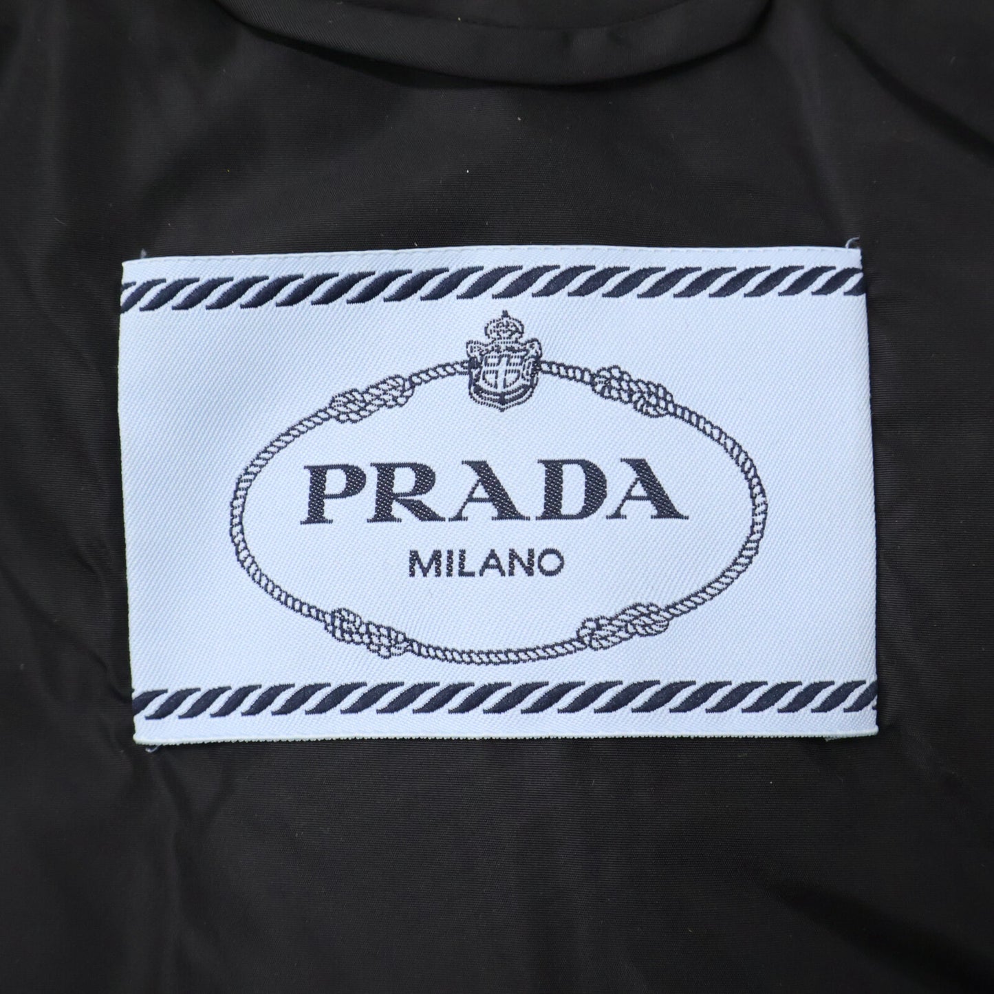 PRADA プラダ 【美品/国内正規/24年製】292214 トライアングルロゴ ベルベット フーディダウンジャケット ジャケット