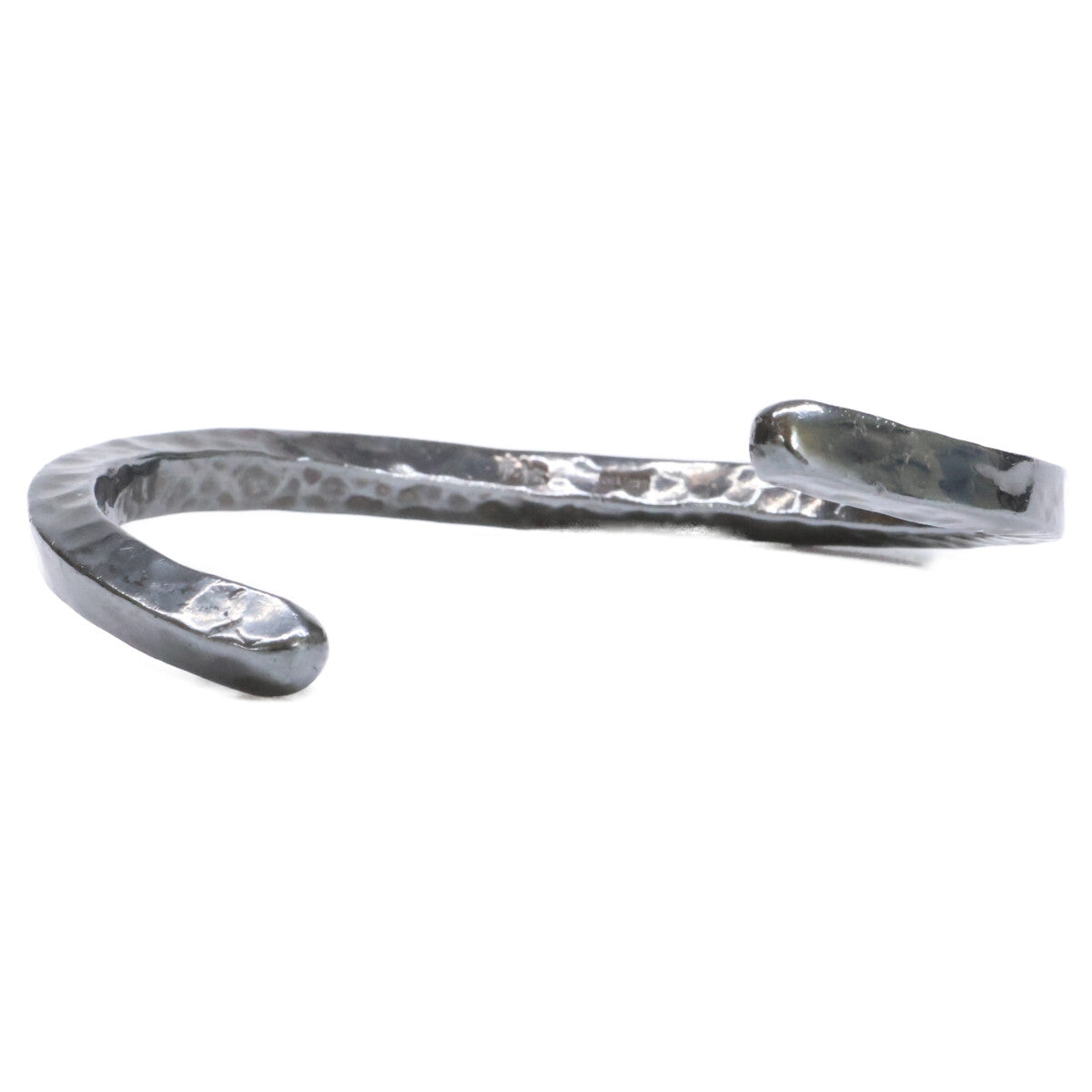 ICHIMATSU 市松 SILVER ハンマリング スパイラル バングル – style-eco
