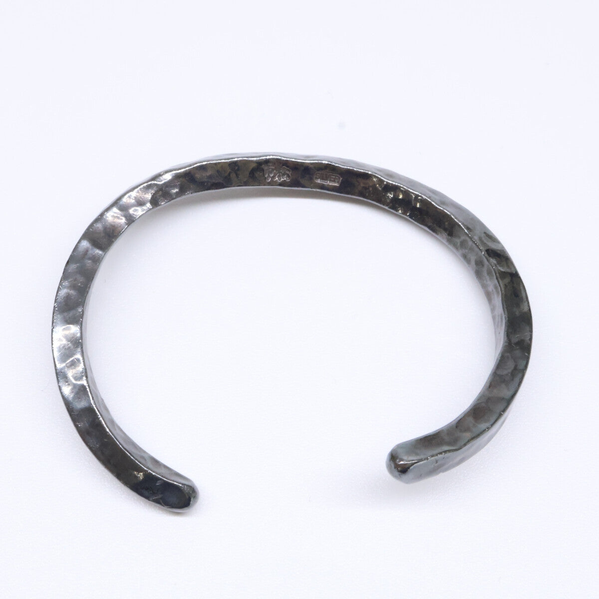 ICHIMATSU 市松 SILVER ハンマリング スパイラル バングル – style-eco