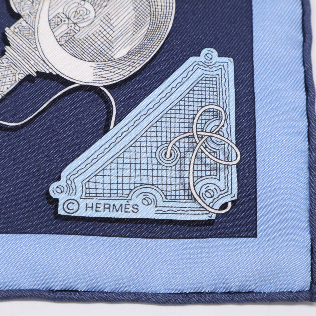 HERMES エルメス 【新品未使用】893081S 02 MERVEILLEUSES LANTERNES メルヴェイユーズ ランタン シルク カレ45 スカーフ