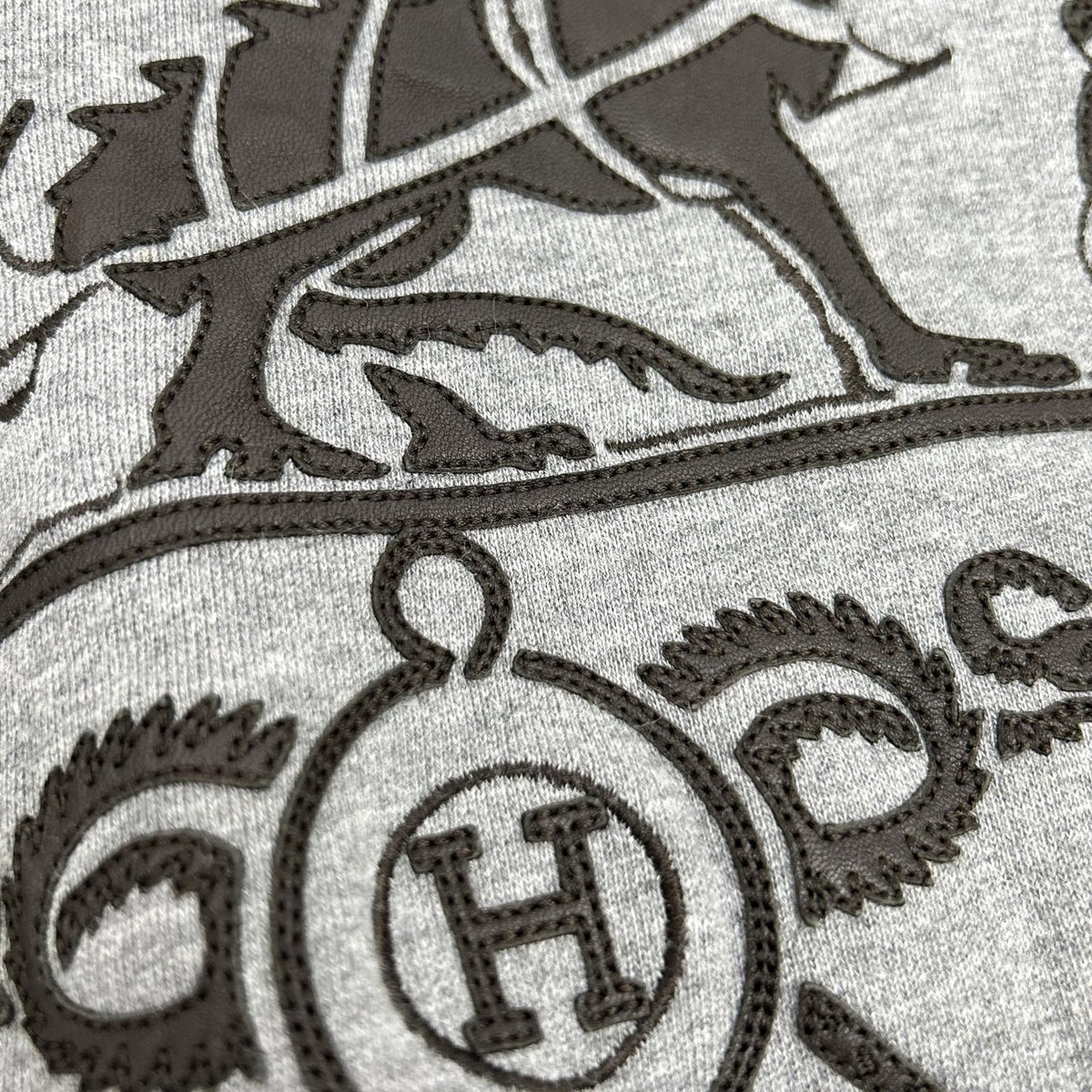 HERMES エルメス グレー エクリプス ドラゴン レザーパッチ フーディー トップス