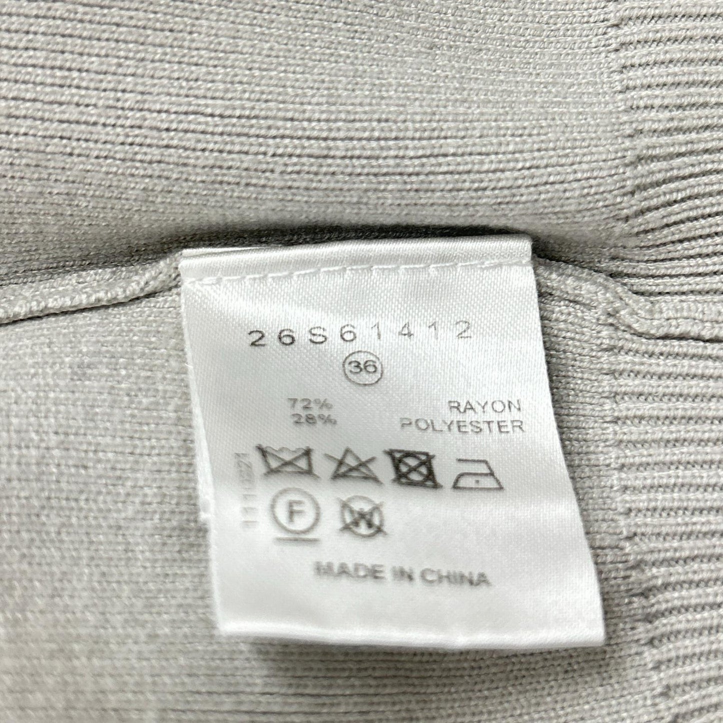 LE CIEL BLEU 露希耶尔・布鲁 26S61412 灰色 V领 短款开衫 上衣