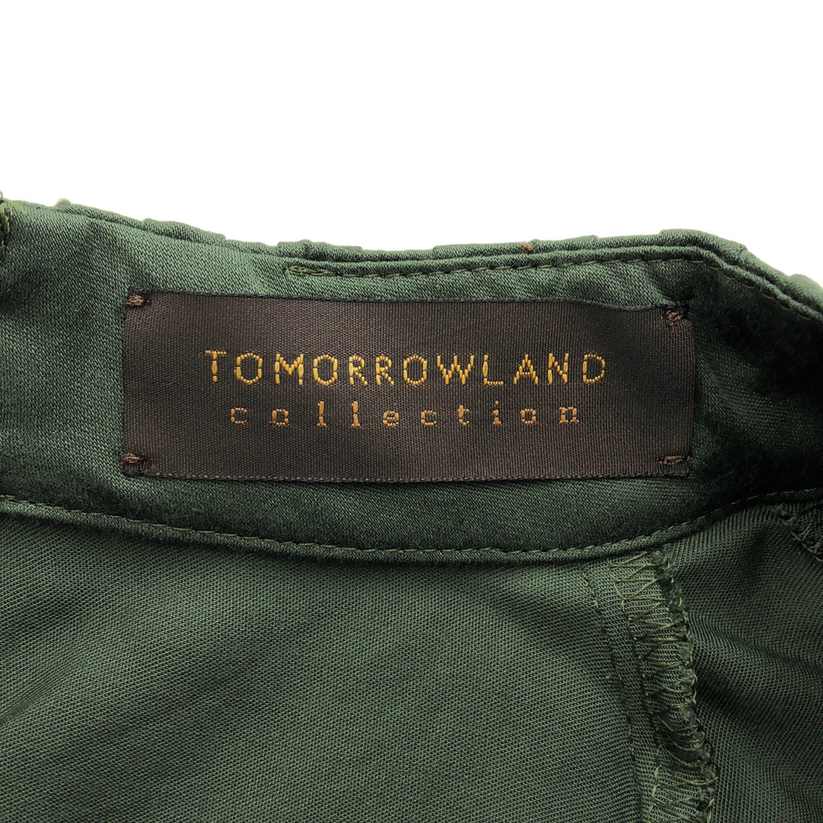TOMORROWLAND トゥモローランド コレクション 24SS グリーン ウォッシャブル サテン スタンド ギャザー カラー ブラウス トップス