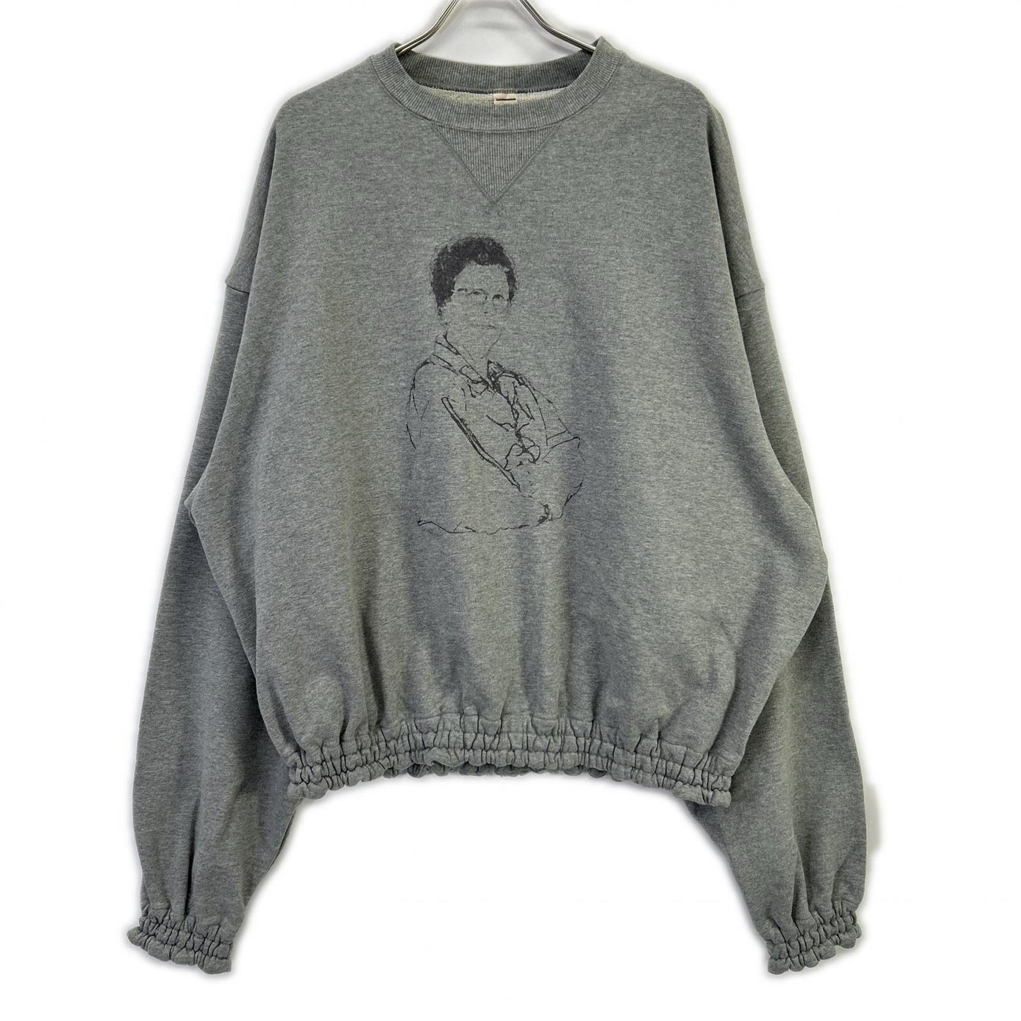 SHINYA KOZUKA シンヤコヅカ グレー 25025K93 25AW ORDINARY HOME HIS CREW WITH PRINTING スウェットプルオーバー トップス