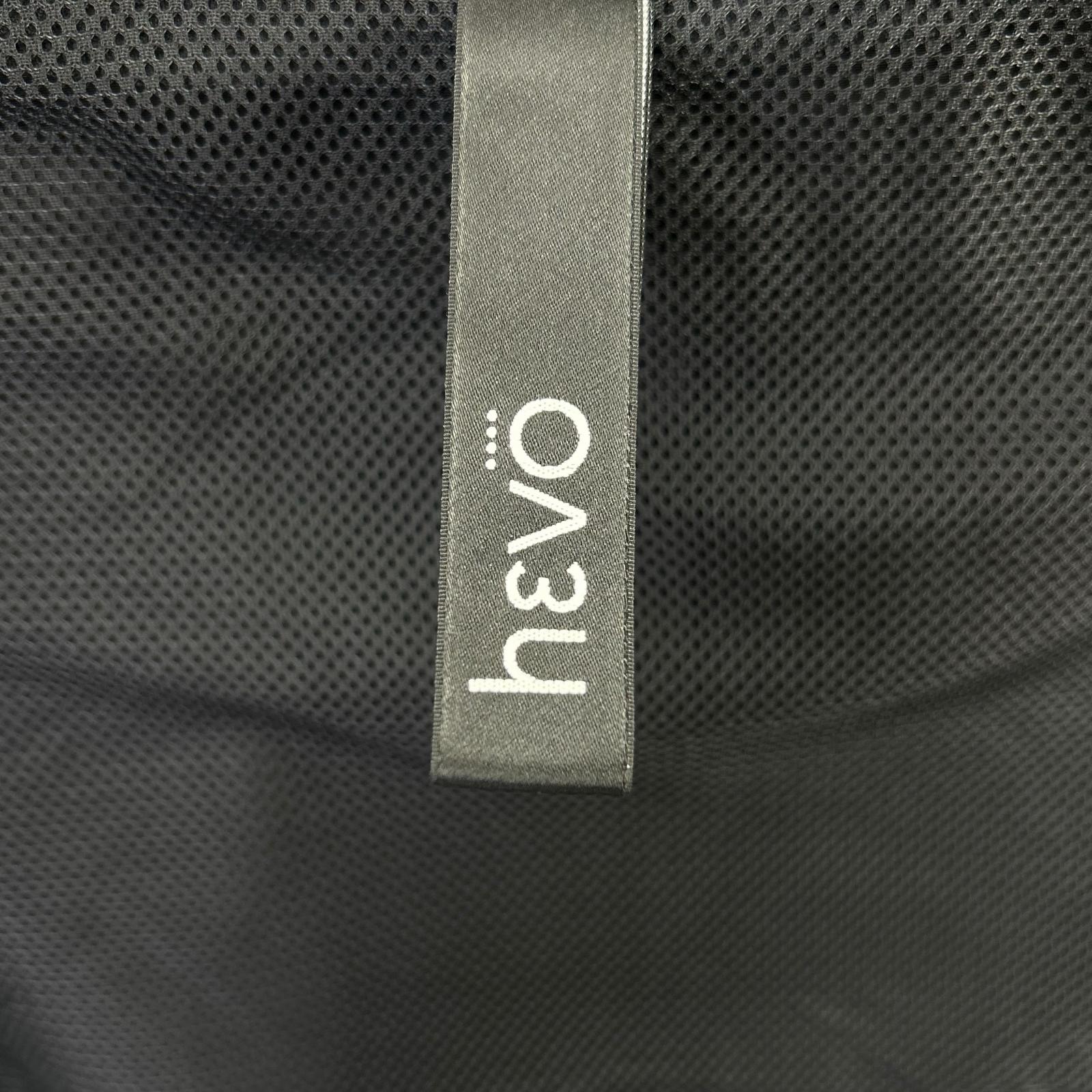 Hevo 意沃 黑色 hevolution 尼龙风衣 外套