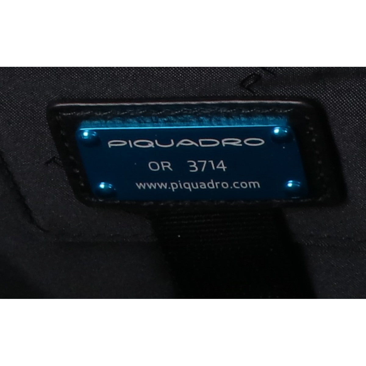 PIQUADRO ピークアドロ 【美品】レザー ノートパソコン 2WAYショルダーブリーフケース ビジネスバッグ ブリーフケース