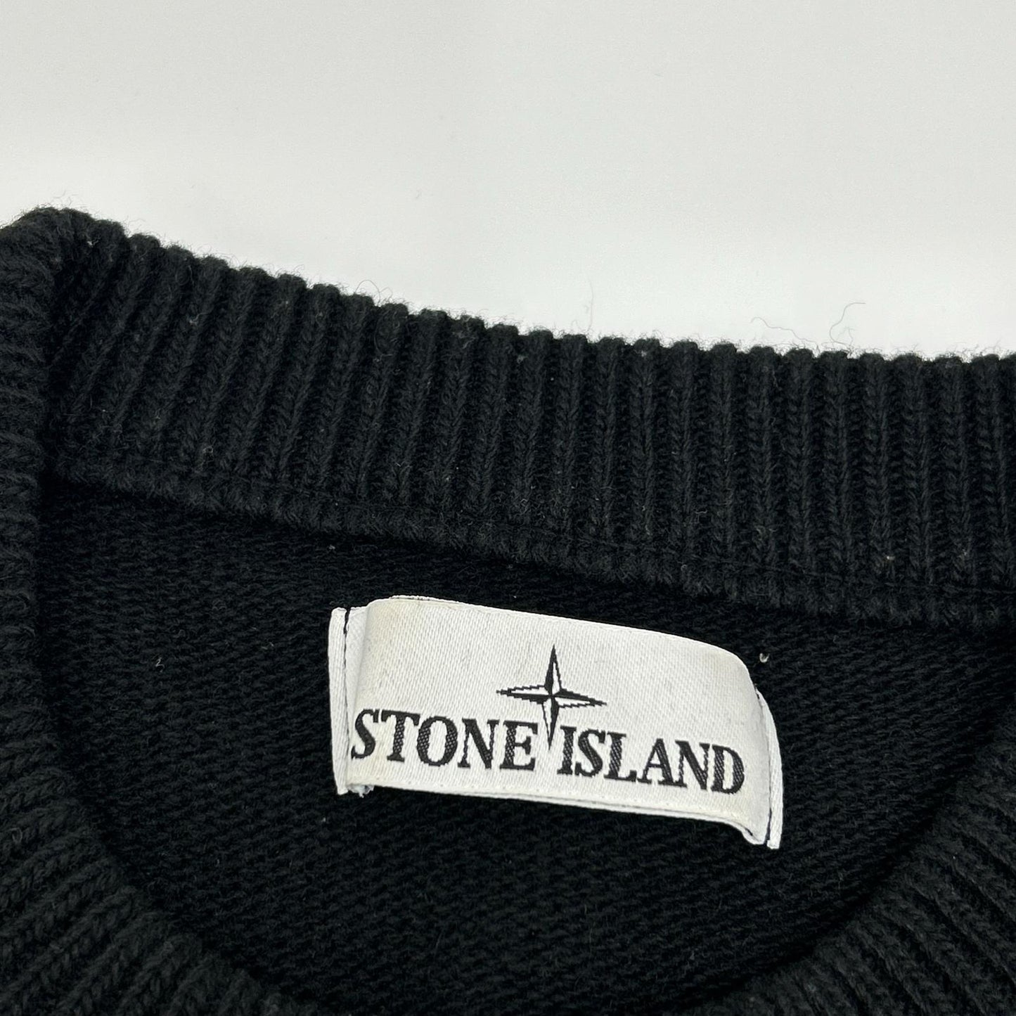 STONE ISLAND ストーンアイランド 7915508A3 ブラック クルーネックニット トップス