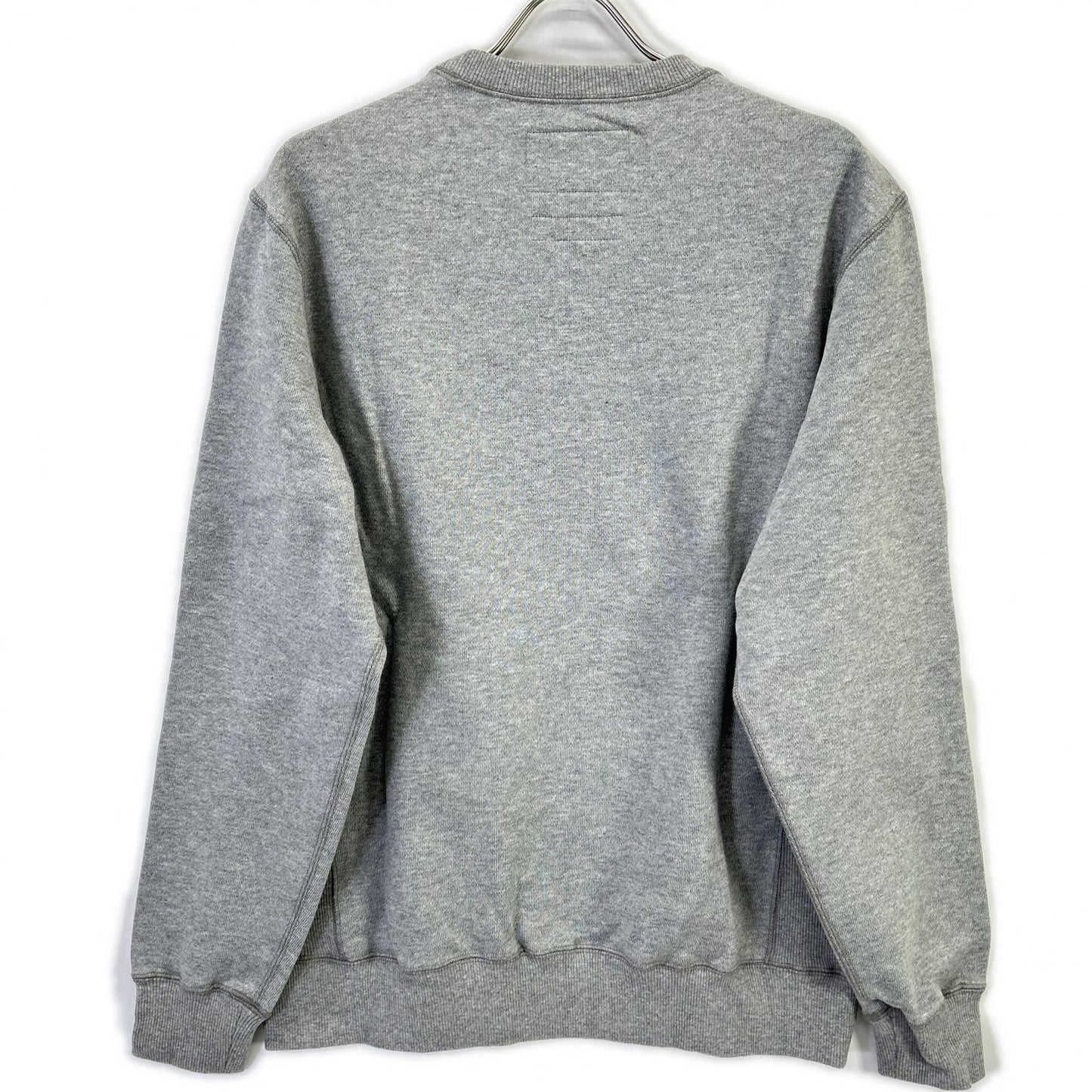 1piu1uguale3 ウノピゥウノウグァーレトレ MRB660 グレー SIC CREW SWEAT トップス