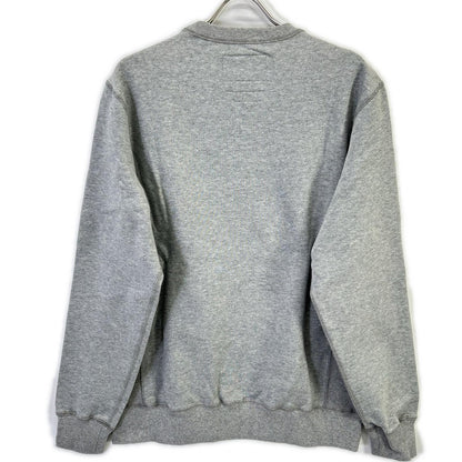 1piu1uguale3 ウノピゥウノウグァーレトレ MRB660 グレー SIC CREW SWEAT トップス