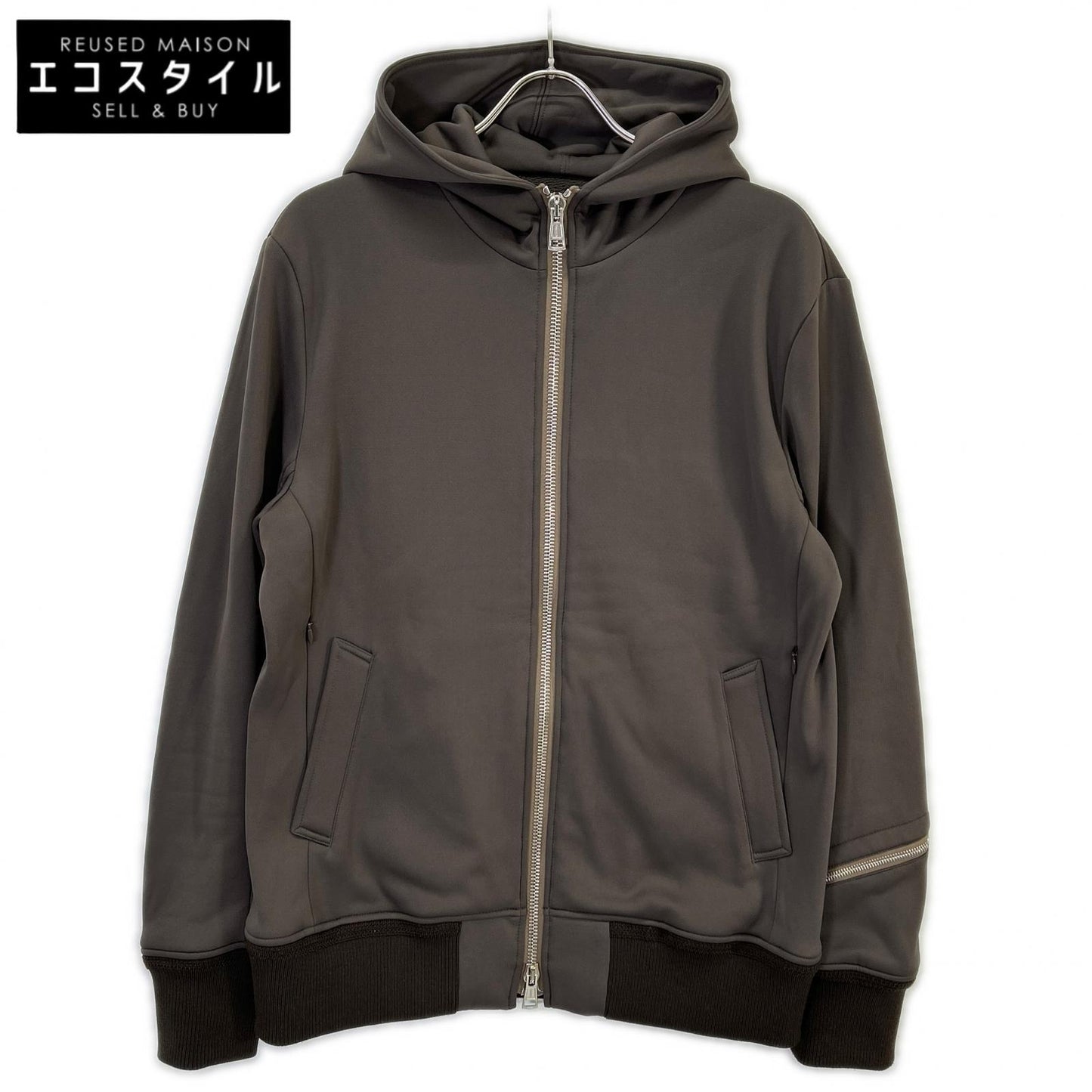 1piu1uguale3 ウノピゥウノウグァーレトレ MRB696 ブラウン TRAVEL ZIP PARKA トップス