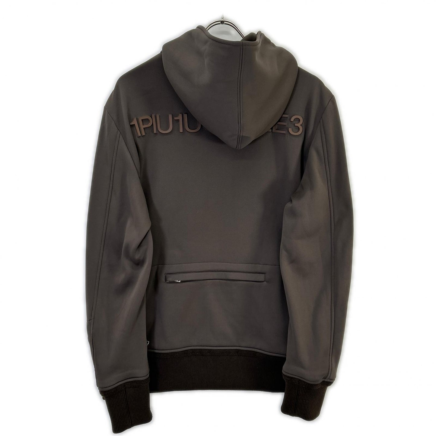1piu1uguale3 ウノピゥウノウグァーレトレ MRB696 ブラウン TRAVEL ZIP PARKA トップス