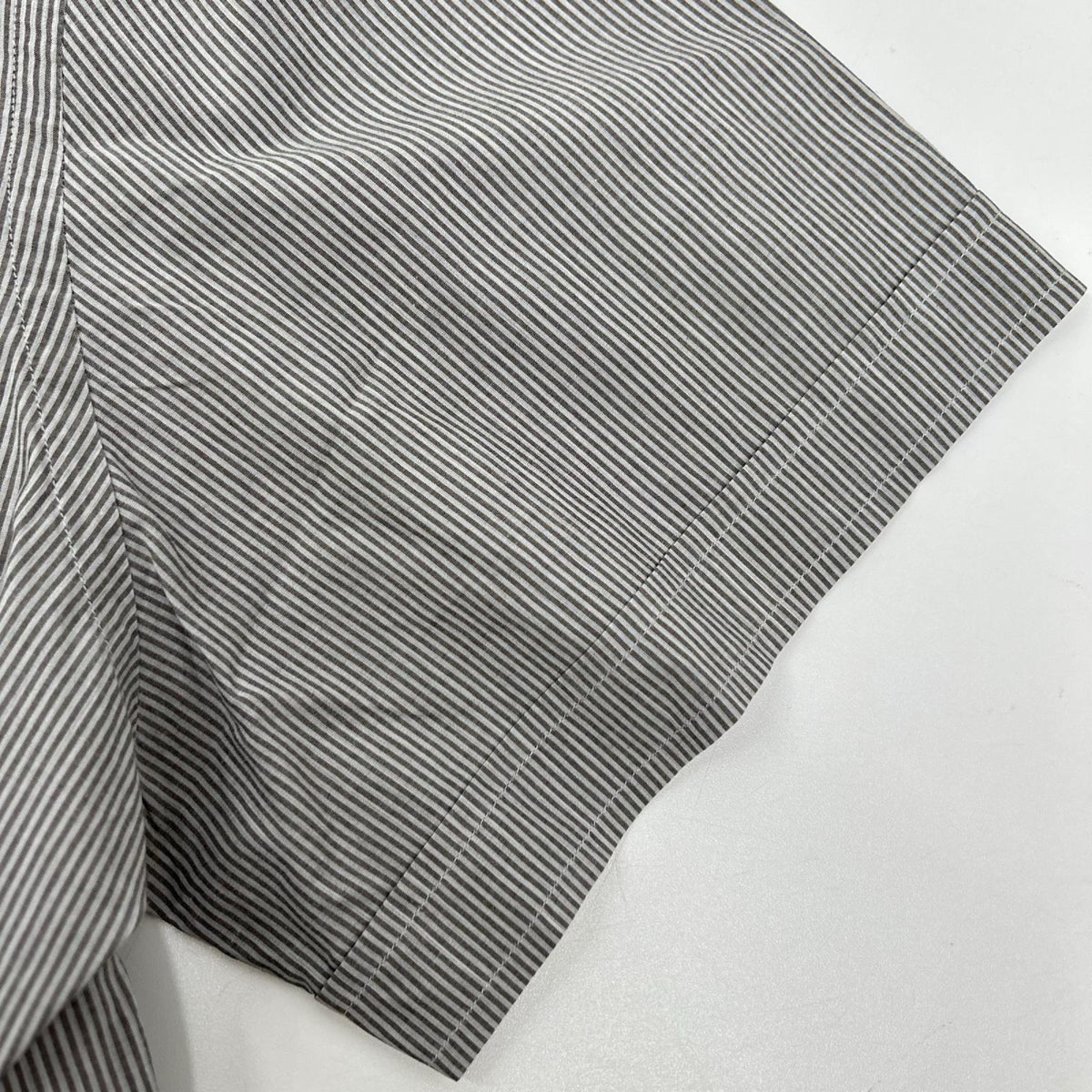 Ermenegildo Zegna エルメネジルドゼニア ブラック ッボーダー 半袖シャツ トップス