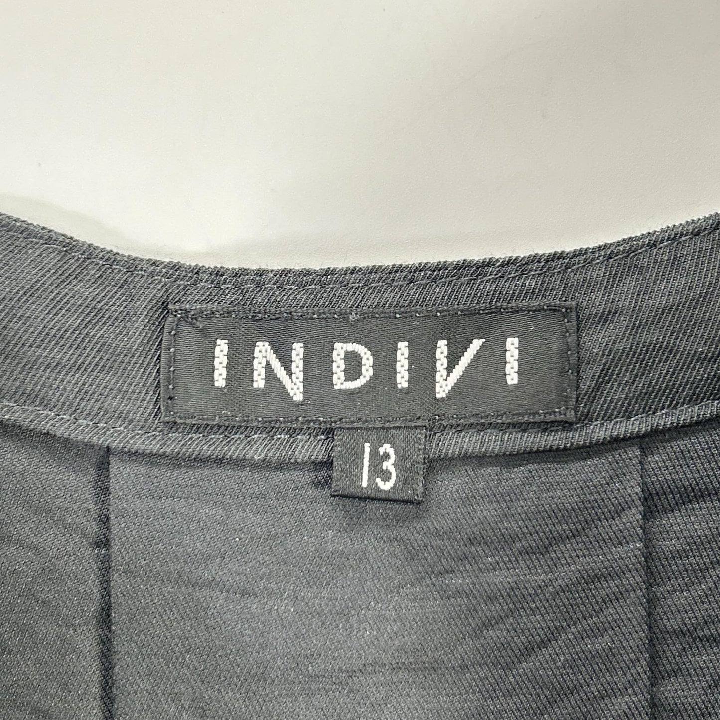 INDIVI インディヴィ ブラック フレンチスリーブ ブラウスライクジャケット ドロストワイドパンツ 2点 ボトムス