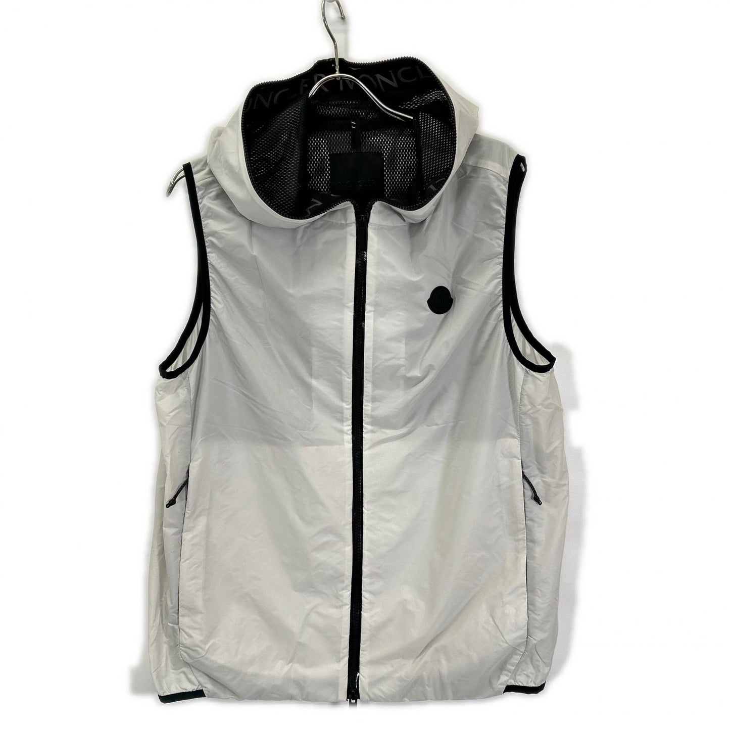 MONCLER モンクレール 22年製　I10911A00107 PAKITO ナイロン フルジップ フーディ ベスト