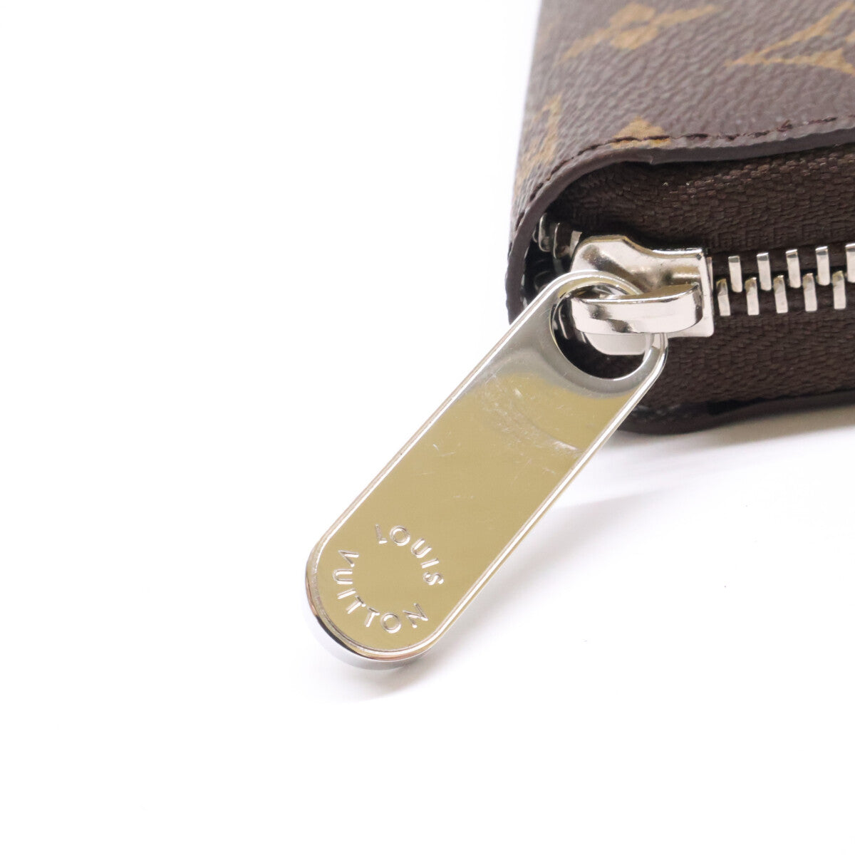 LOUIS VUITTON ルイヴィトン 美品 M27029 モノグラム ジッピー・ウォレット 長財布（小銭入れあり）
