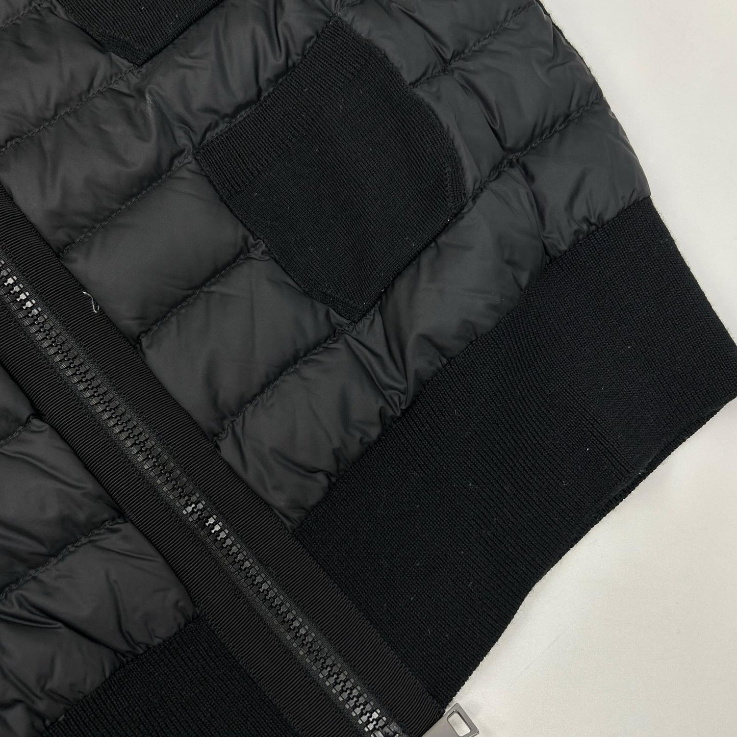 MONCLER モンクレール 【美品/24年製】K20939B51000 CARDIGAN TRICOT ニット/ダウン切替 ノーカラー ジャケット