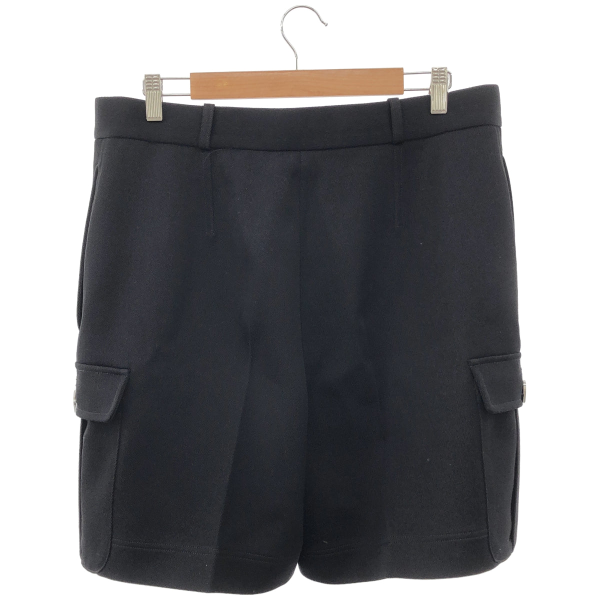 Salvatore Ferragamo 24SS 13F744 0776046 Black half cargo pants, bottoms